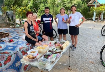 Sophie Watson Cycling on the  tour with redspokes